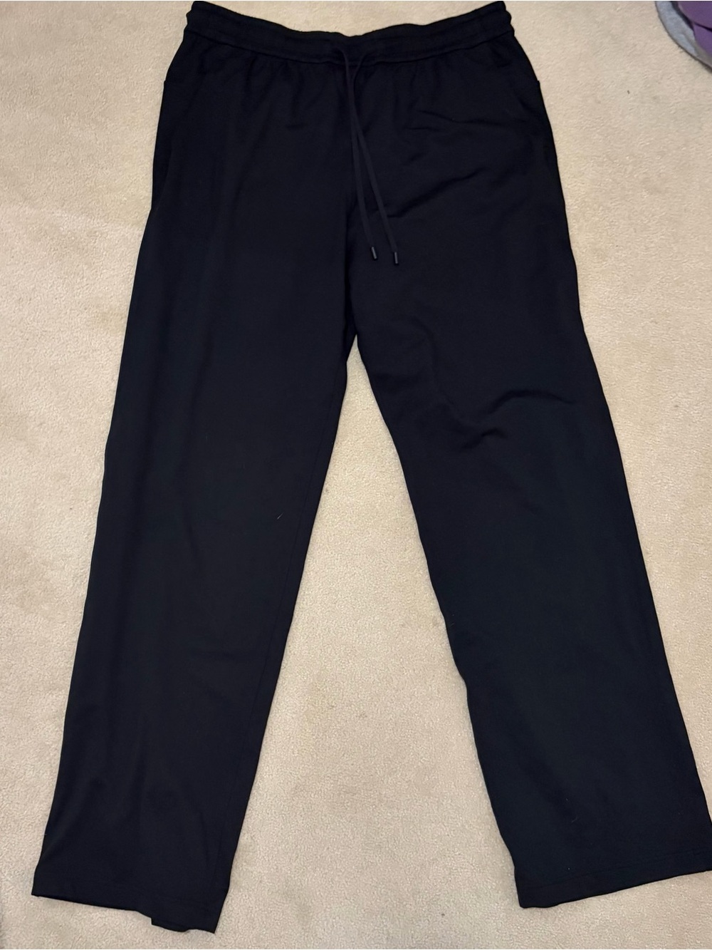 Lululemon Soft Jersey Straight-Leg Mid-Rise Pant *Tall
Black